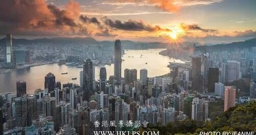 人妻av综合天堂一区-探索成人娱乐的边界，理性视角下的内容消费与个人选择